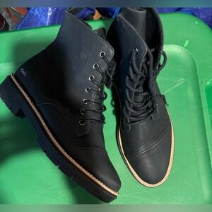 TOMS women’s Alaya boot